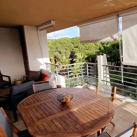 T3 Proche Plage, Dans Avec Piscine Calvi (Corsica)