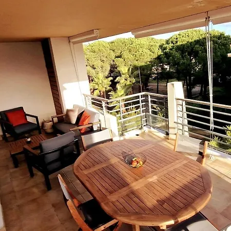 T3 Proche Plage, Dans Avec Piscine Appartement